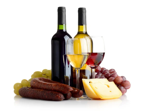 Wine, grapes, cheese an sausage isolated on white — Stock Photo, Image