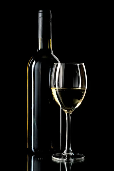 White wine on black background — Stock Photo, Image