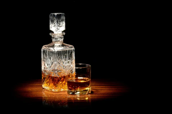 Whisky på ett bord — Stockfoto
