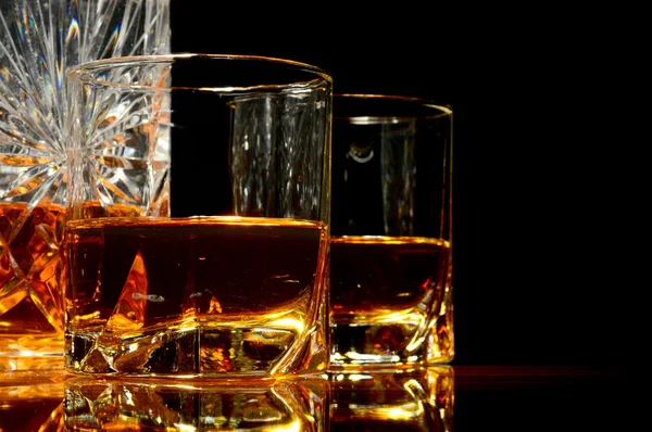 Vergrote weergave van whisky op een tafel — Zdjęcie stockowe