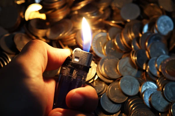 Fire and money — Stock Photo, Image