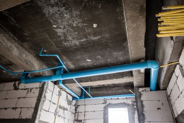 Bitmemiş sıhhi tesisat İnşaat