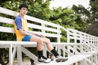 sportware Asyalı adam