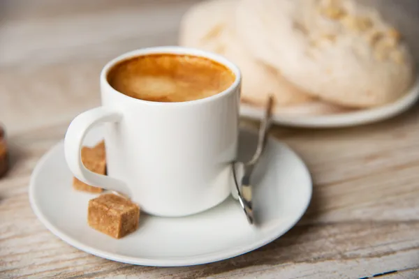 Kaffee mit Keksen — Stockfoto