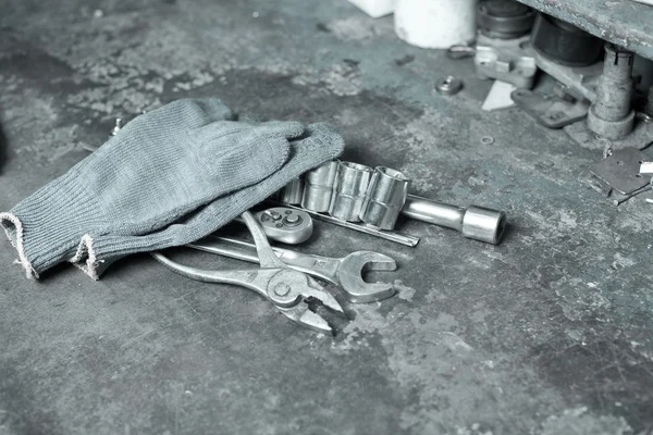 車の修理のためのツール — ストック写真