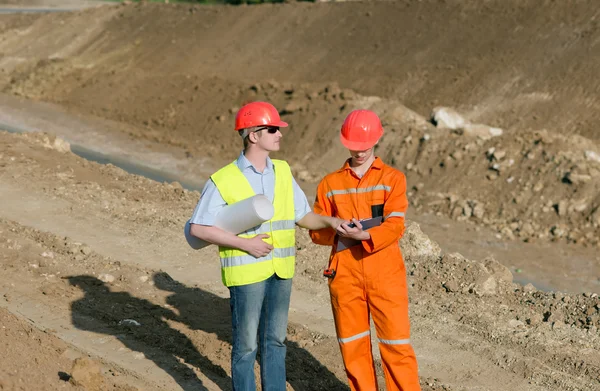 Two road service engineer. — Stock Photo, Image