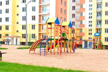 Parktaki çocuk parkı
