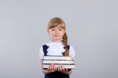 kitap ile güzel güzel kız öğrenci