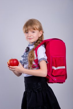 Kız içme suyu plastik şişe