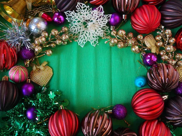 Fundo Natal Com Decoração Natal Bolas Férias Sinos Arcos Chuva — Fotografia de Stock