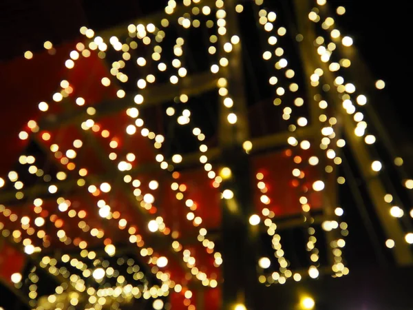 Bokeh Noche Navidad Hermoso Bokeh Redondo Destaca Rojo Amarillo Dorado —  Fotos de Stock