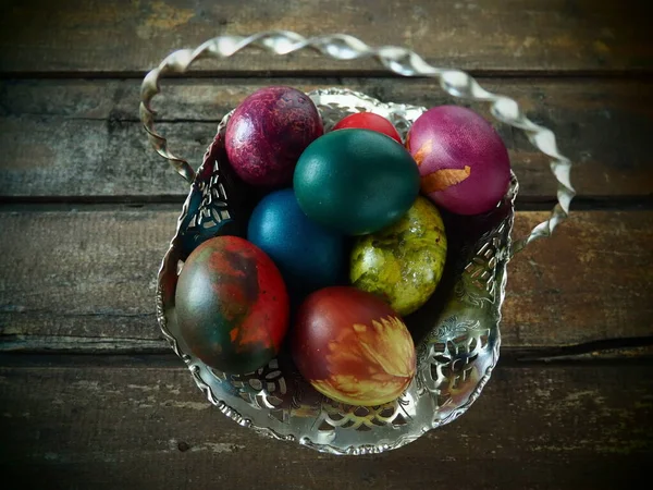 Easter Colored Eggs Old Metal Candy Bowl Wooden Table Easter — Stock Photo, Image