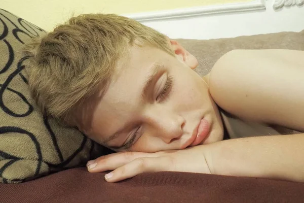 Year Old Caucasian Boy Fell Asleep Couch Children Dream Sleep — Fotografia de Stock
