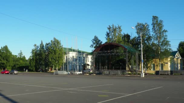 Petrozavodsk Karelië Augustus 2022 Kirov Plein Auto Voorbijgangers Kinderen Zijn — Stockvideo