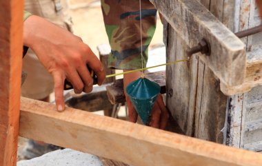 emek adam plumb bob onay için kullanma