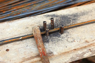 bükme çelik inşaat işi için işçi