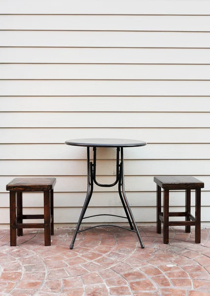 Stuhl und Teble — Stockfoto