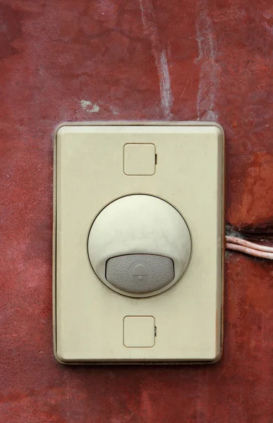 Velho interruptor de luz de energia — Fotografia de Stock