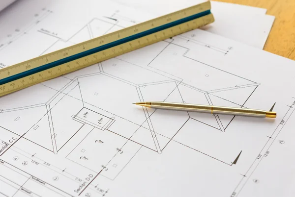 Desenhos de arquitetura com lápis e régua — Fotografia de Stock