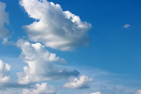 Clouds in the blue sky — Stock Photo, Image