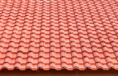 çatı kiremit için ev kurmak yığınları ile yapım aşamasında