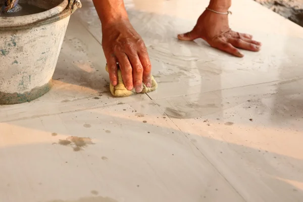 Floor tile installation for house building — Stock Photo, Image