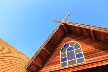 Tay tarzı çatı ev için