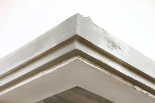 Plasterer concrete worker at wall of house construction — Stock Photo, Image