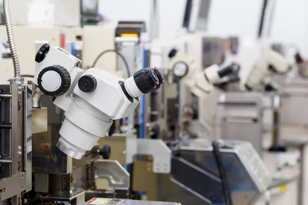 Microscope for manufacturing — Stock Photo, Image