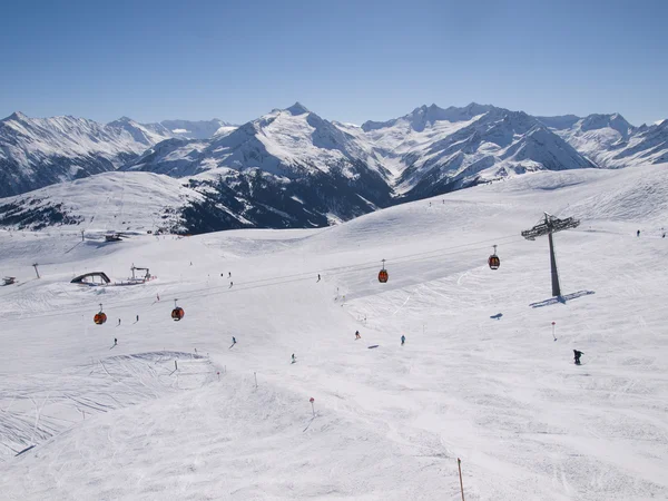 Zimní sporty na Alpy v Rakousku — Stock fotografie