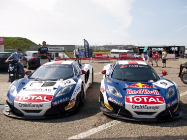 iki mclaren gt mp4 - 12c