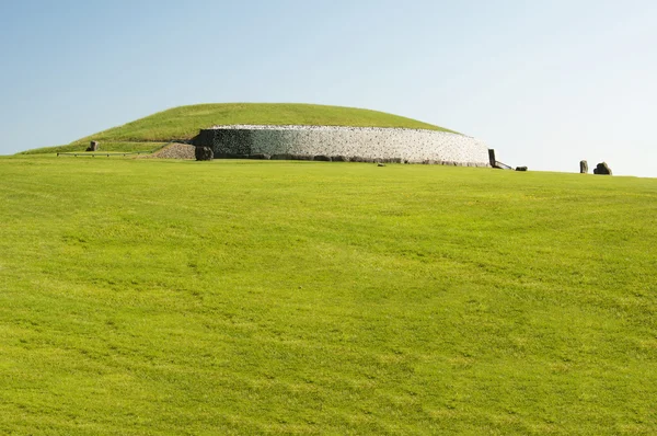 Newgrange, Co. Meath - Ireland — Stock Photo, Image