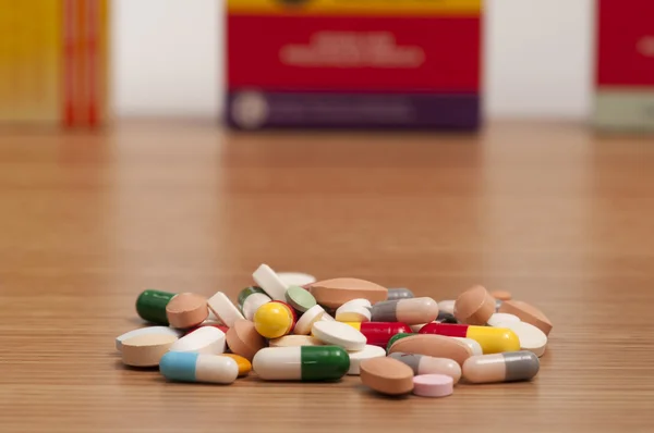 Kapslar och tabletter — Stockfoto