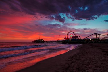 Santa Monica İskelesi Gün batımında