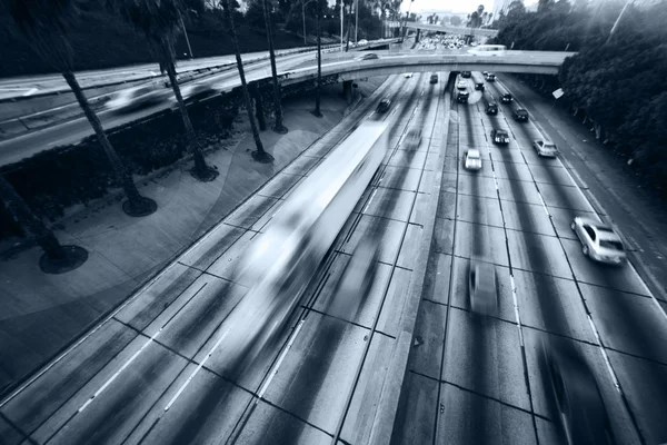 Freeway traffic — Stock Photo, Image