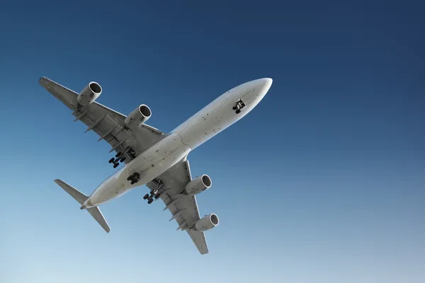 Avión en el cielo — Foto de Stock