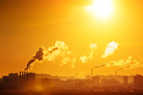 Smoke over city — Stock Photo, Image