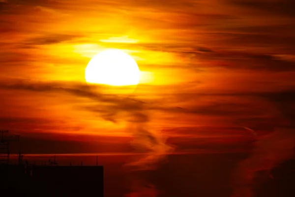 Dramatische zonsondergang — Stockfoto