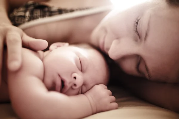 Newborn baby sleeping — Stock Photo, Image