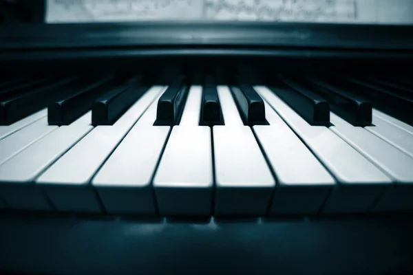 Teclado piano close-up — Fotografia de Stock
