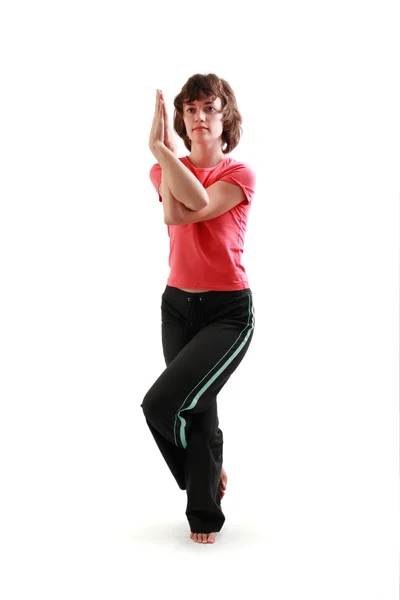Yoga Posen Serie. die Adler-Pose. — Stockfoto