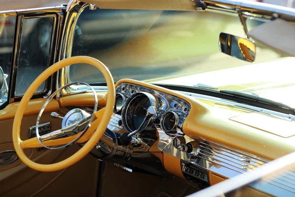 Retro interior del coche americano — Foto de Stock