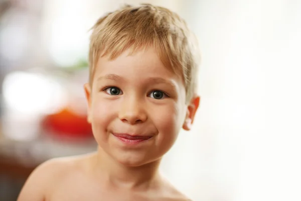 Retrato de un niño — Foto de Stock