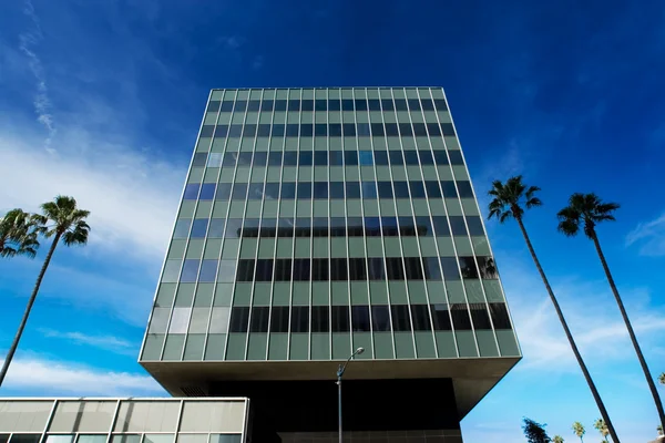 Corporate tower in the shape of a giant cube — Stock Photo, Image