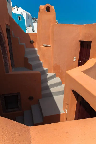 Stairs in a house on the island of Santorini. Greece — Stock Photo, Image