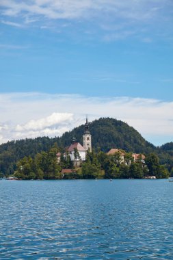 Bled Gölü, Slovenya, Avrupa 'da popüler turizm beldesi.