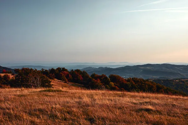 Vista Campo Paisagem Montanhosa Cores Outono — Fotografia de Stock