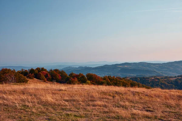 Vista Del Paisaje Montañoso Del Campo Colores Otoñales — Foto de Stock