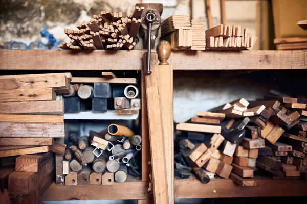 Różne Drewno Narzędzia Mocowania Mebli Różnych Rzeczy — Zdjęcie stockowe