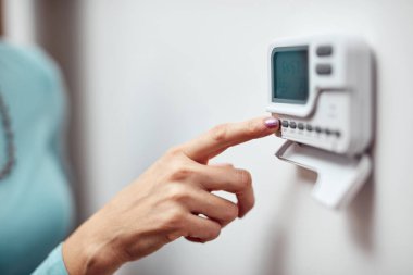 Avrupa 'daki ortalama yerli ev ve daha fazlası için merkezi ısıtma dijital programcısı.